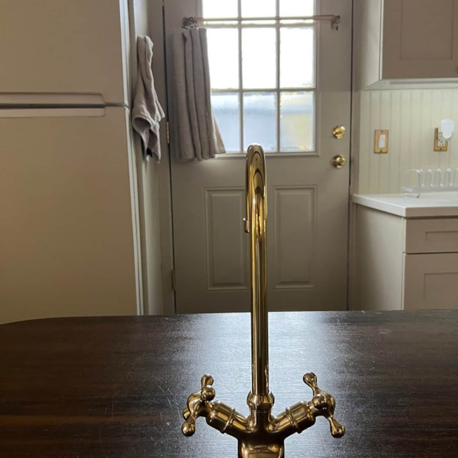 Unlacquered Brass Gooseneck Faucet , Single Hole Kitchen Faucet