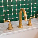 short spout faucet 3 hole