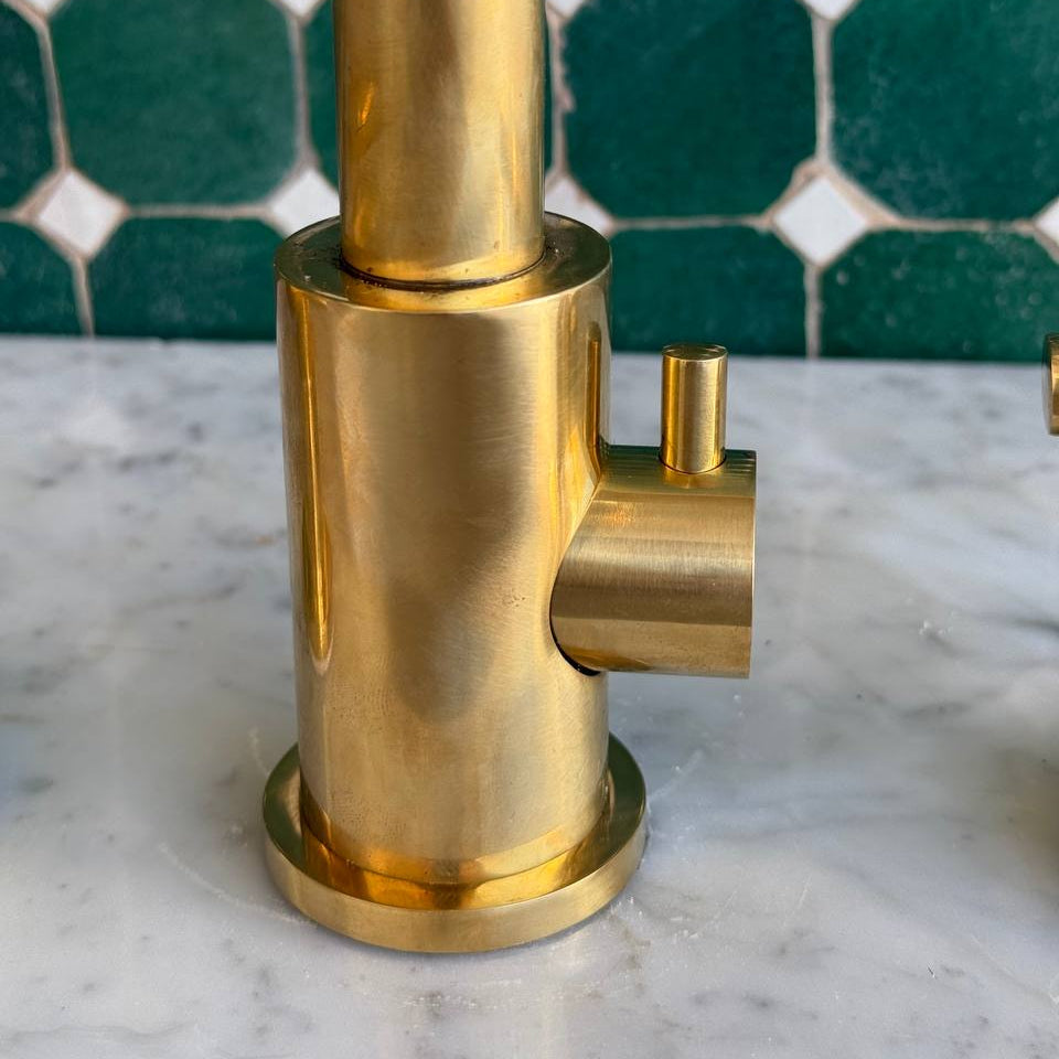 unlacquered brass faucet diverter