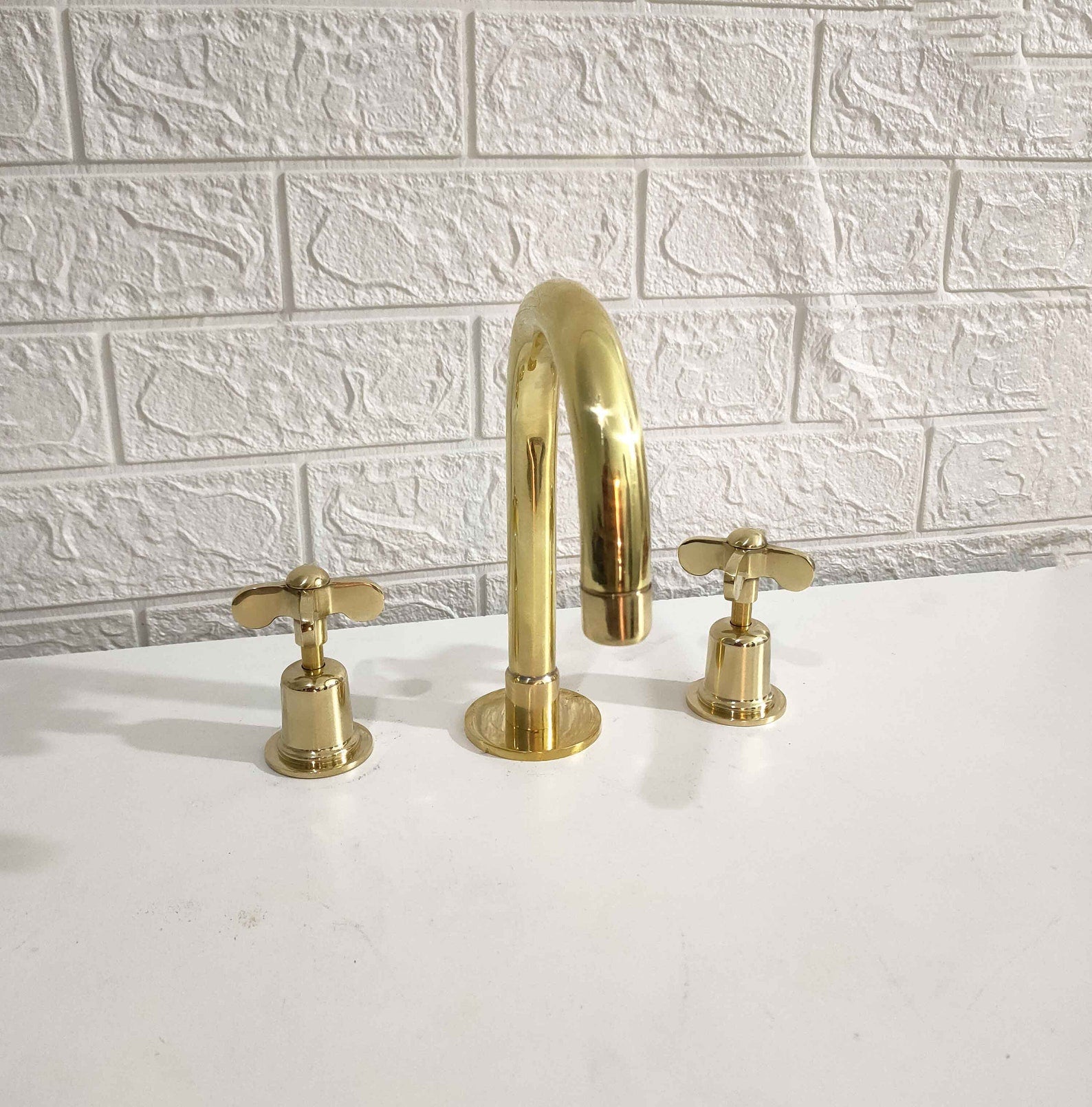 three holes vanity faucet