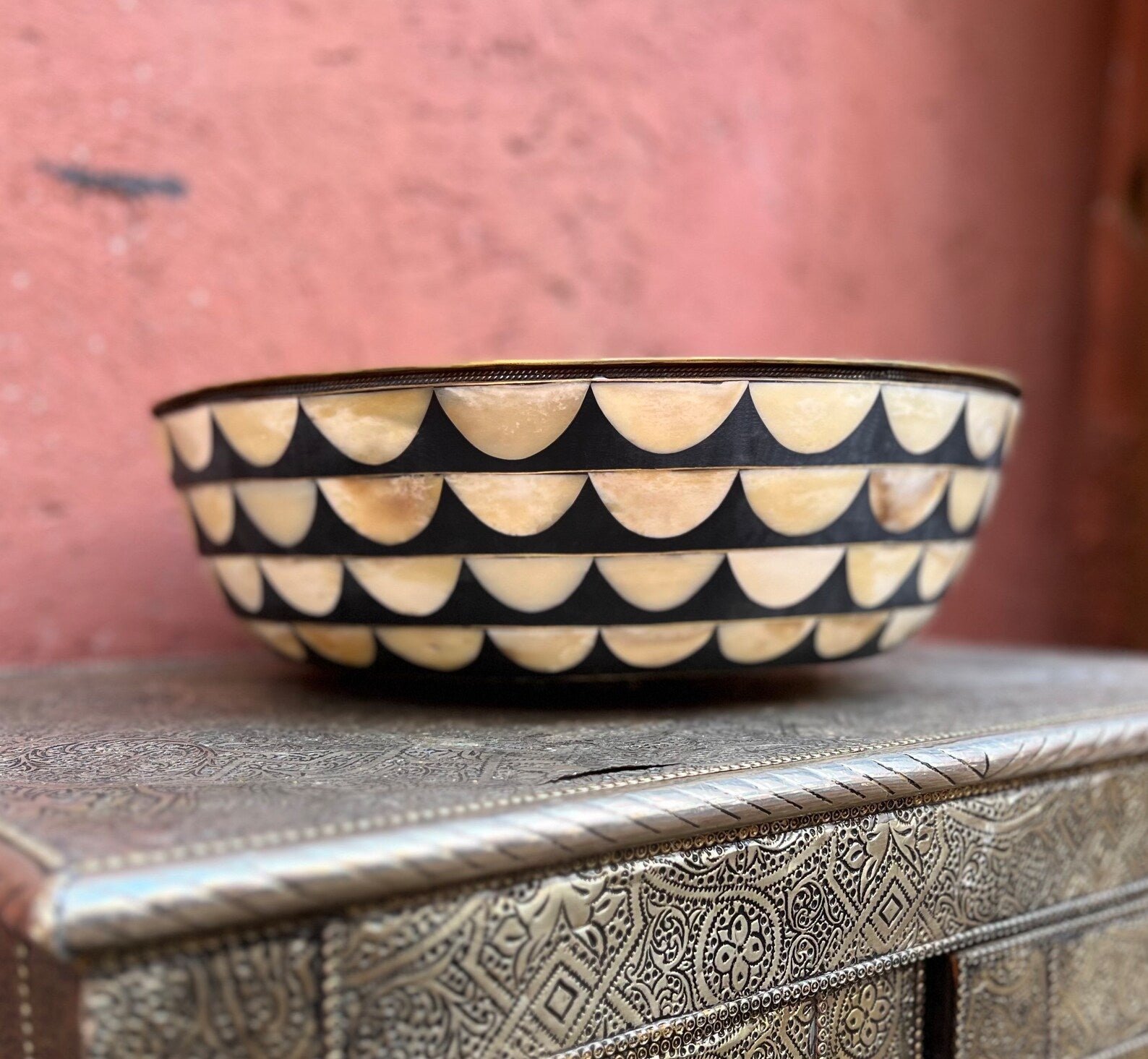 Round Brass Sink - Bathroom Vanity Sink - Brass, Resin and Bone Conception