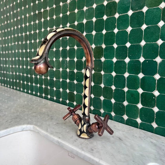 Cobra Bathroom Faucet - Single Hole With Two Handles