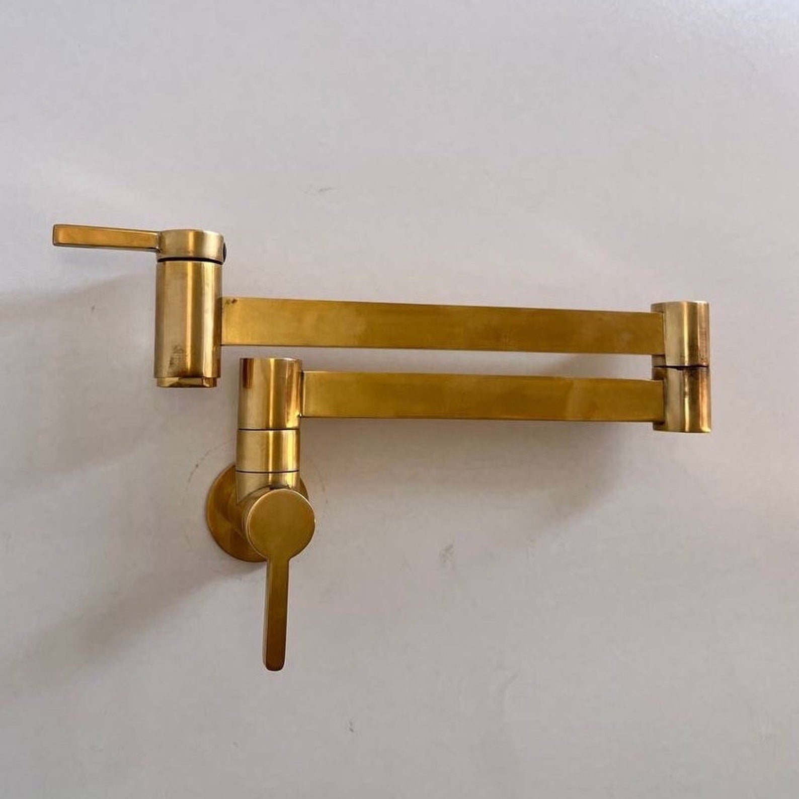Unlacquered Brass Pot Filler Kitchen Faucet , Stove Faucet , Wall-Mounted Faucet For Kitchen