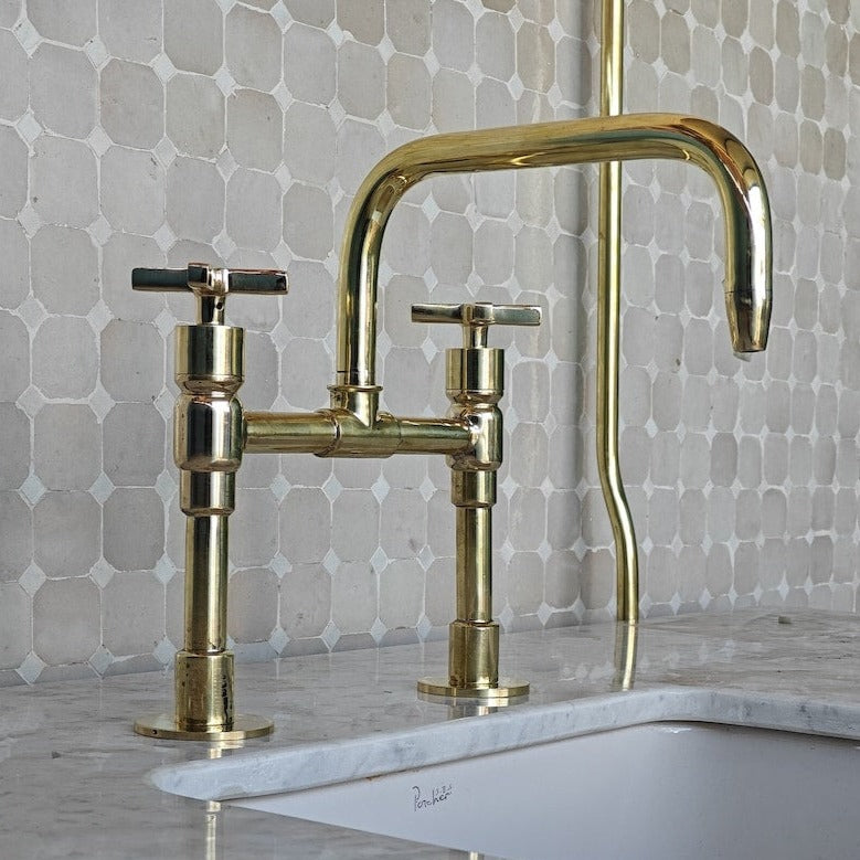 Solid Brass kitchen faucet Long Spout Reach With High Legs