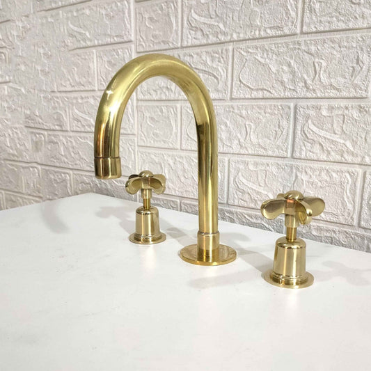 three holes vanity faucet